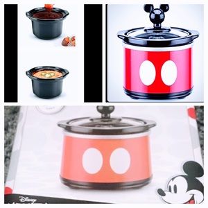 NEW! Mickey/Disney DIP Warmer! (20 oz./.65 qt.)